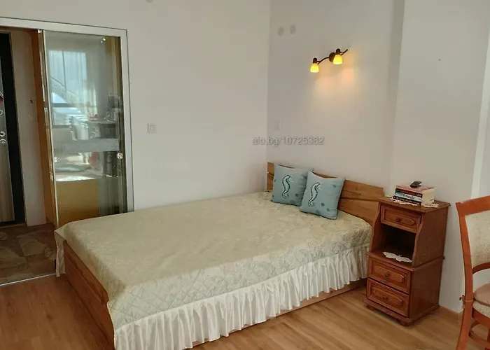 דירה Vinitsa Coastal With Balcony