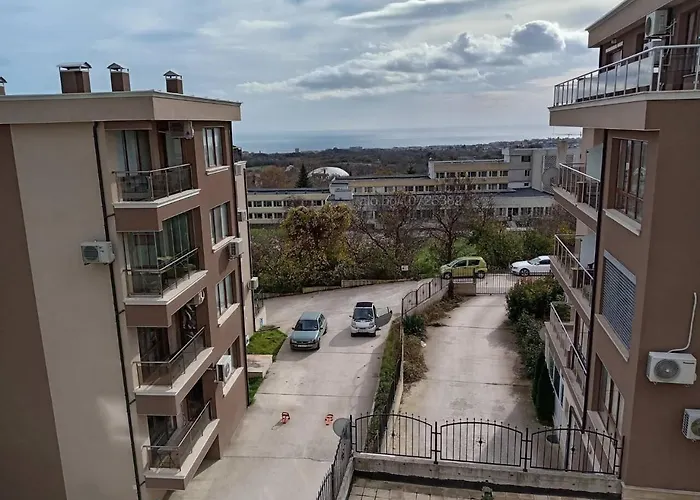 Vinitsa Coastal With Balcony * Várna